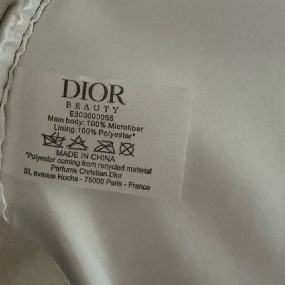 Dior Beauty Silver Round Makeup Case GWP - Picture 4 of 6